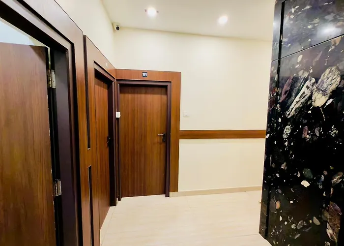 The Park Avenue Hotel - Business Class Hotel Near Central Railway Station Chennai Periyamet